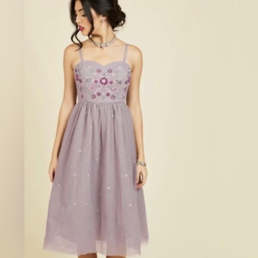 ModCloth Couth Charismatic Embroidered Dress